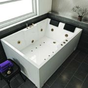 تصویر  وان جکوزی بادیز مدل ماریو سایز 160